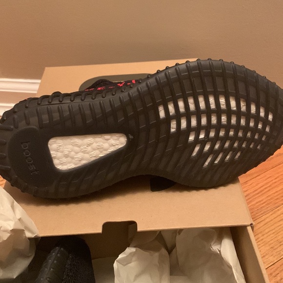 Yeezy 350 Boost - Picture 5 of 7